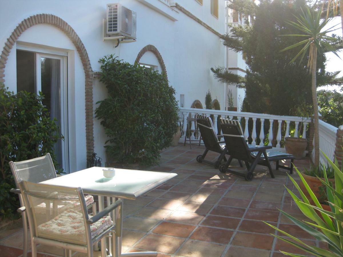 Apt 1 Ch Costa Del Sol Sitio De Calahonda Dans Maison D'Hote Entree Independante Mijas Bagian luar foto